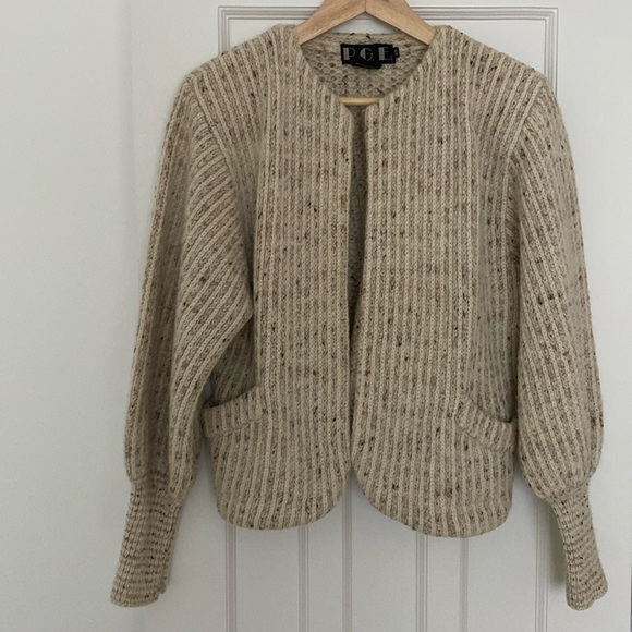 Vintage Oatmeal Mohair Sweater - Picture 2 of 6